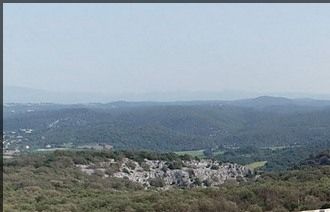 Bâtiment de la Grotte Chauvet 2